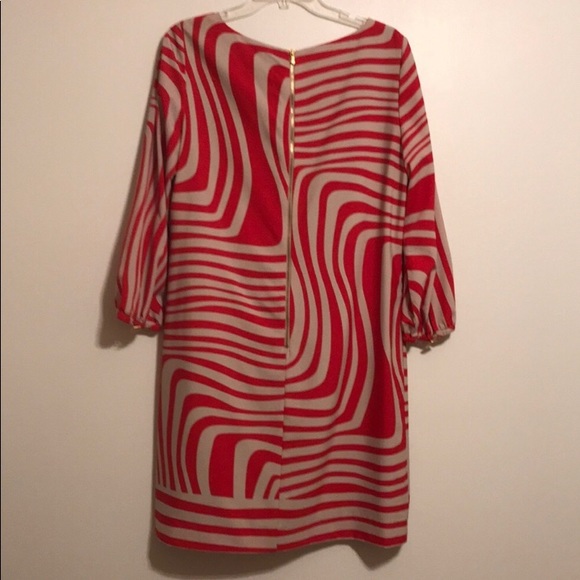 EUC Tahari red and tan print dress size 8. - Picture 2 of 5